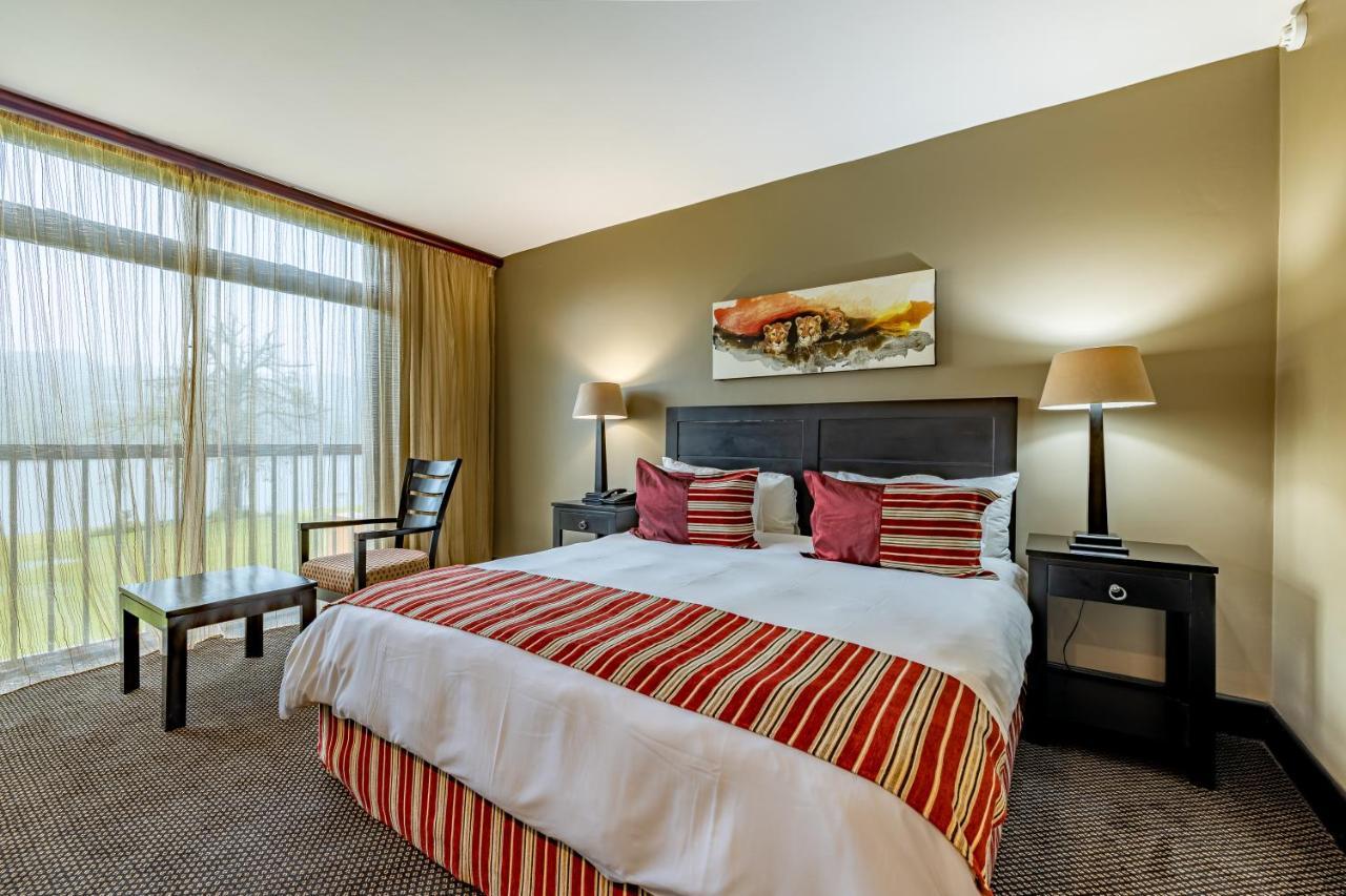 African Sky Hotels - Pine Lake Inn White River Eksteriør billede