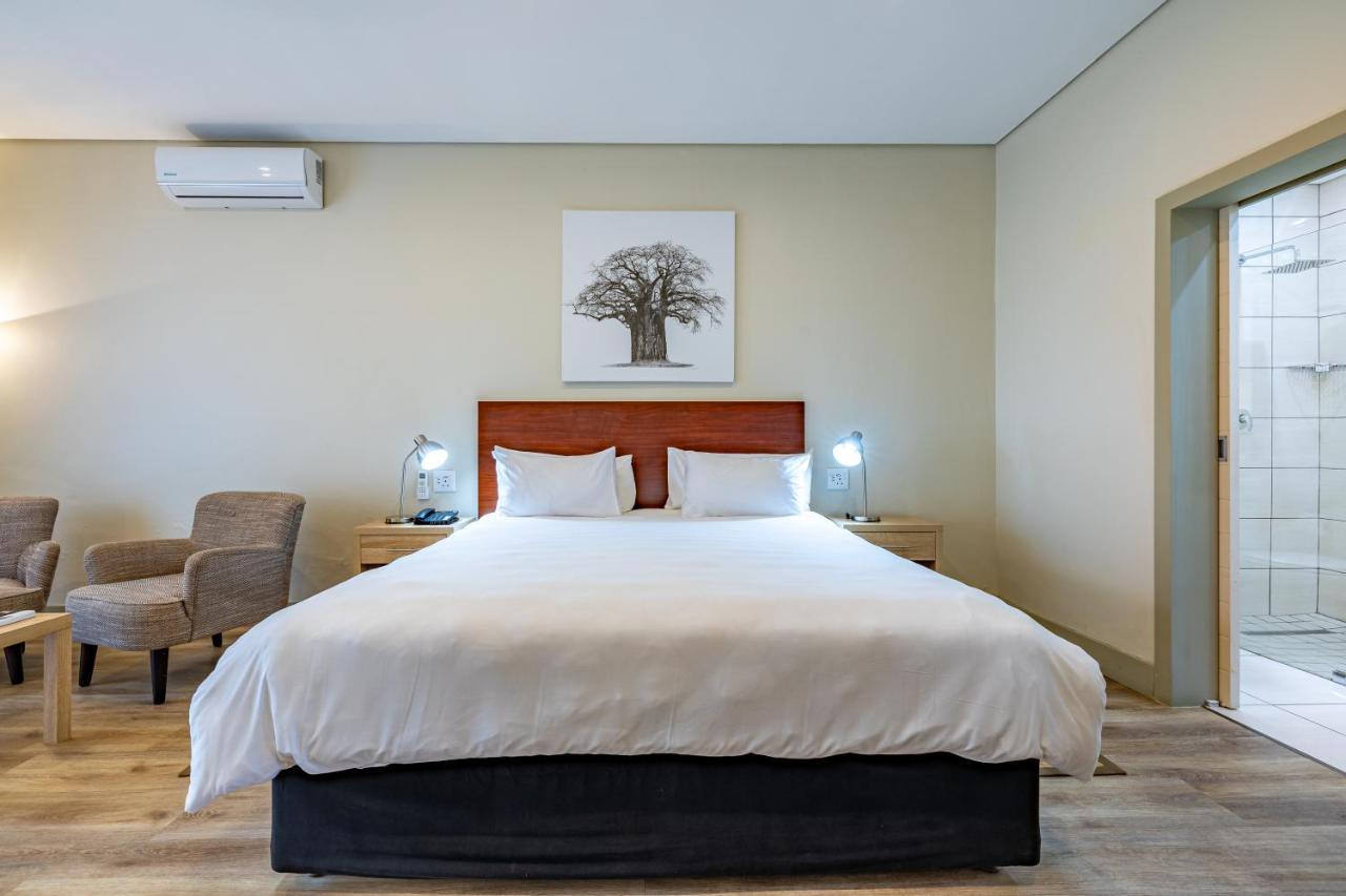 African Sky Hotels - Pine Lake Inn White River Eksteriør billede