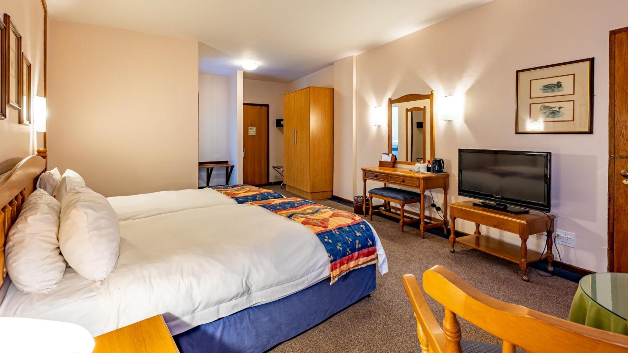 African Sky Hotels - Pine Lake Inn White River Eksteriør billede