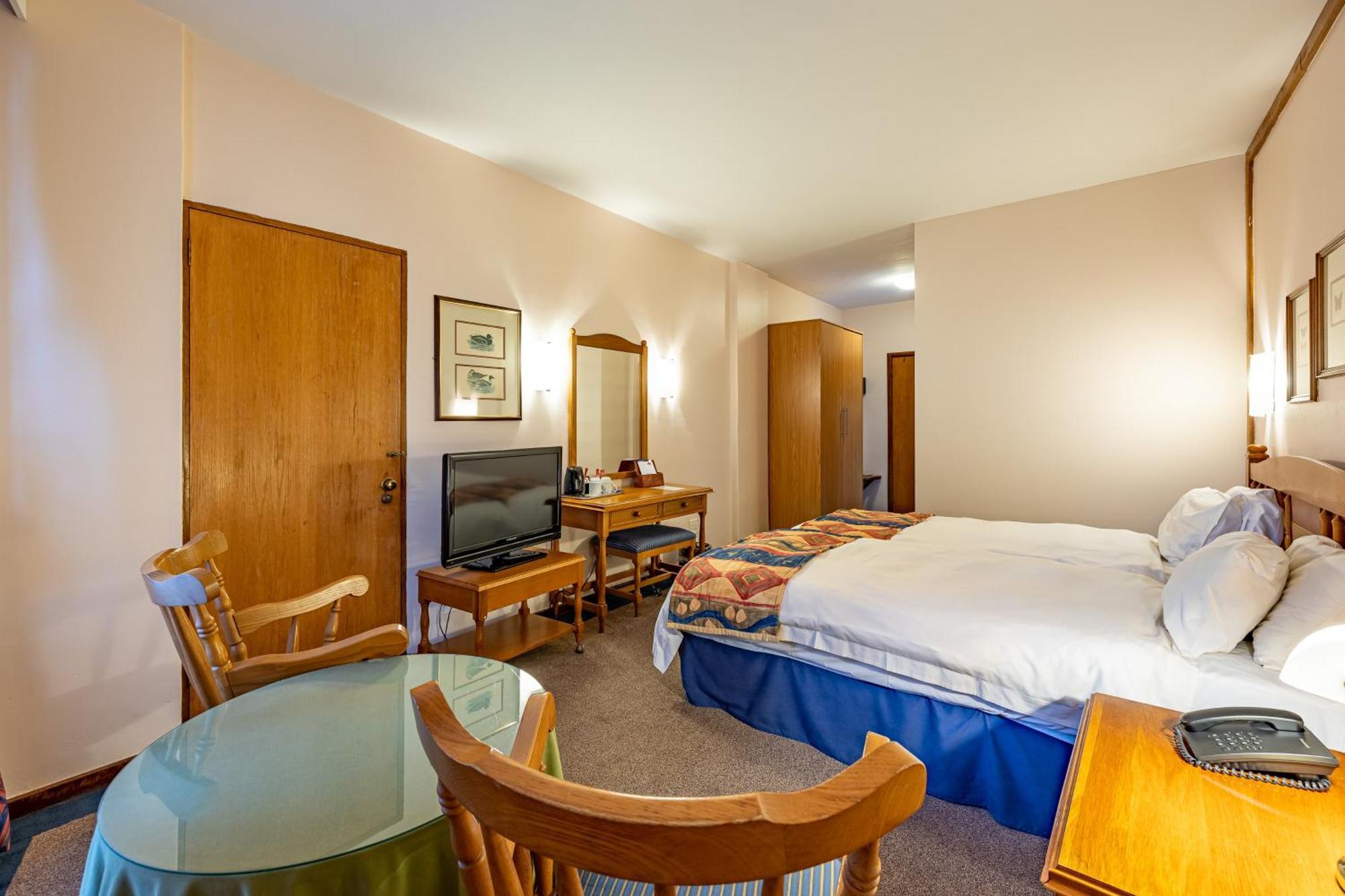 African Sky Hotels - Pine Lake Inn White River Eksteriør billede