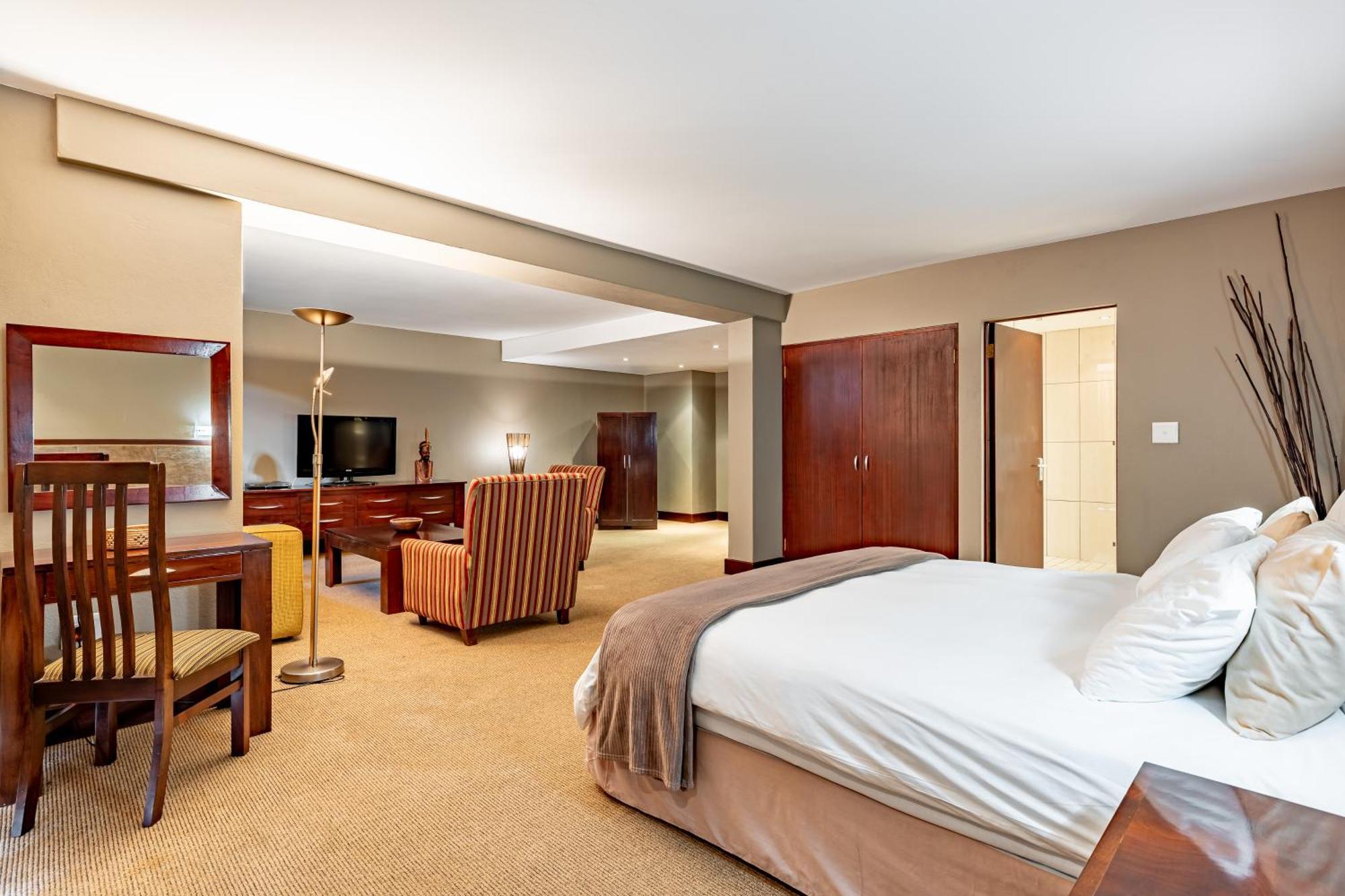 African Sky Hotels - Pine Lake Inn White River Eksteriør billede