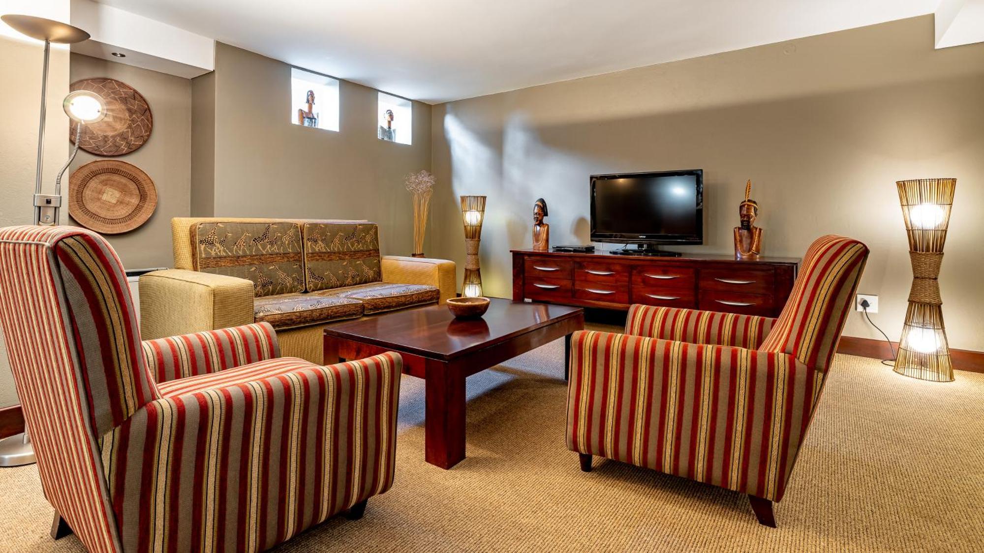 African Sky Hotels - Pine Lake Inn White River Eksteriør billede