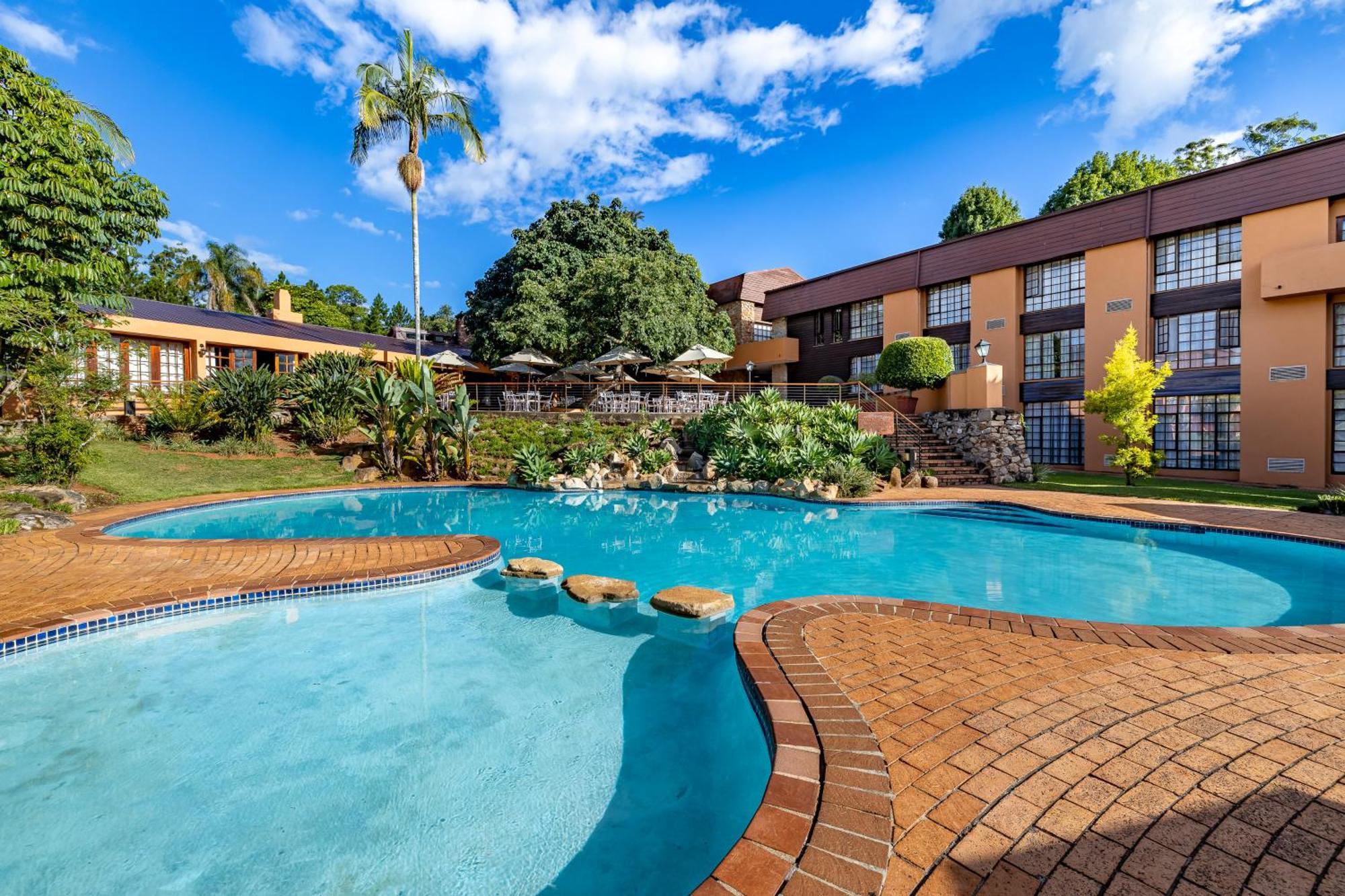 African Sky Hotels - Pine Lake Inn White River Eksteriør billede